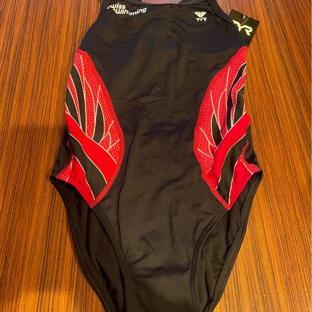 high performance bathing suit TYR never used